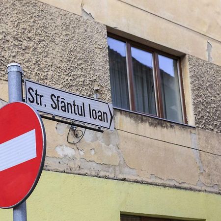 Strada Muresenilor - Savas Apartament Brasov Bagian luar foto
